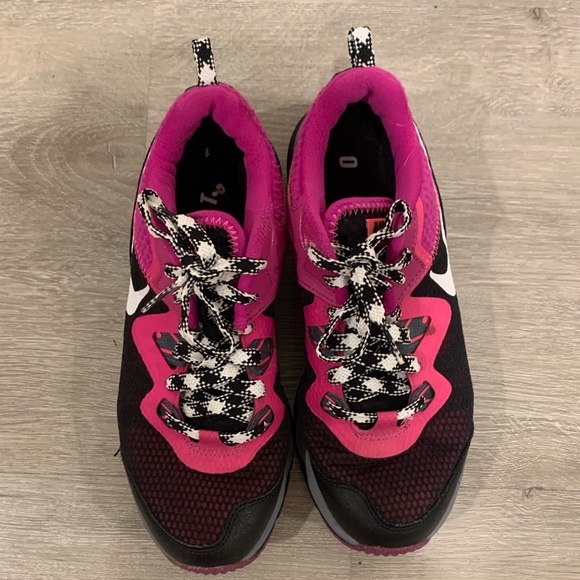 Nike Dual Fusion Pink Trail Running Shoe Sneakers Size 8 - Picture 8 of 12